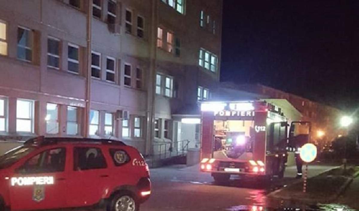 Incendiu la Spitalul Carei, izbucnit din cauza unei ţigări! Mai mulţi pacienţi au fost evacuaţi