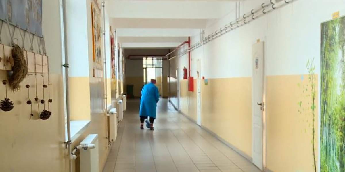 Cursurile unui colegiu din Câmpina au fost suspendate din cauza coronavirusului! O elevă a juns de urgenţă la spital cu simptome specifice