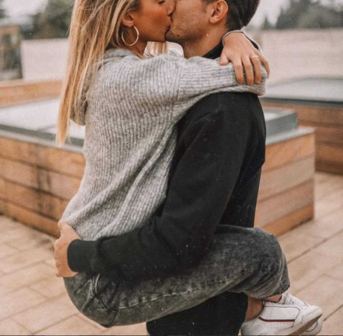 Un fotbalist celebru va deveni, din nou, tată. Cât de frumos a dat vestea!