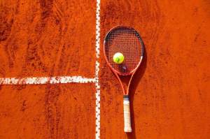 Durere fără margini în lumea tenisului! Un tânăr sportiv a murit, după ce s-a prăbuşit pe teren