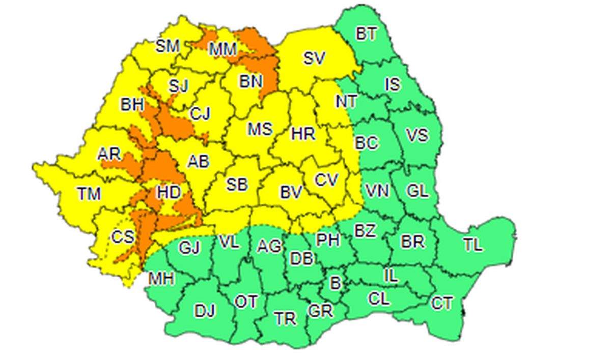 Alertă de la ANM. Cod portocaliu de ploi și ninsori în nouă județe din țară