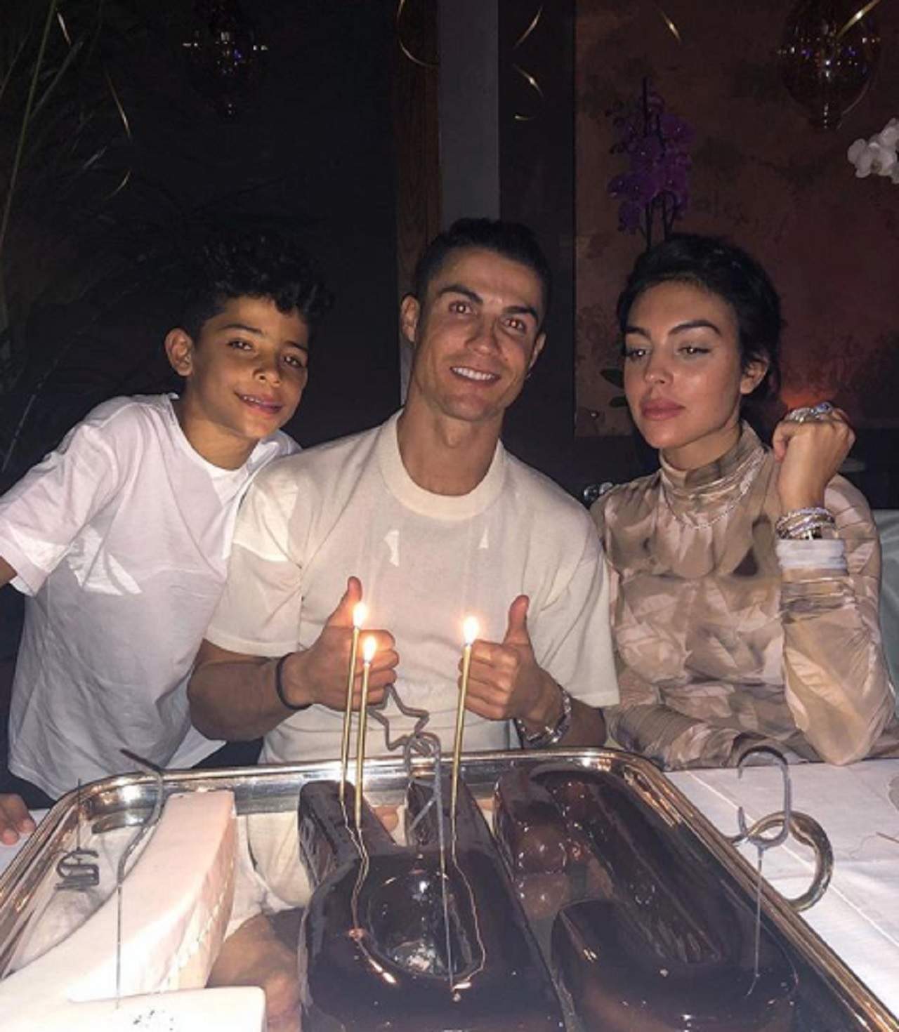 E rege chiar şi atunci când nu e pe teren! Cum şi-a petrecut Cristiano Ronaldo ziua de naştere / VIDEO