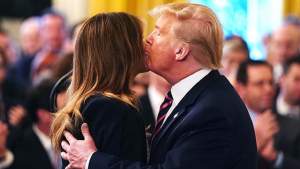 Presa din SUA: Melania Trump are un iubit, iar Donald Trump ştie! Ar fi semnat deja actele de divorţ
