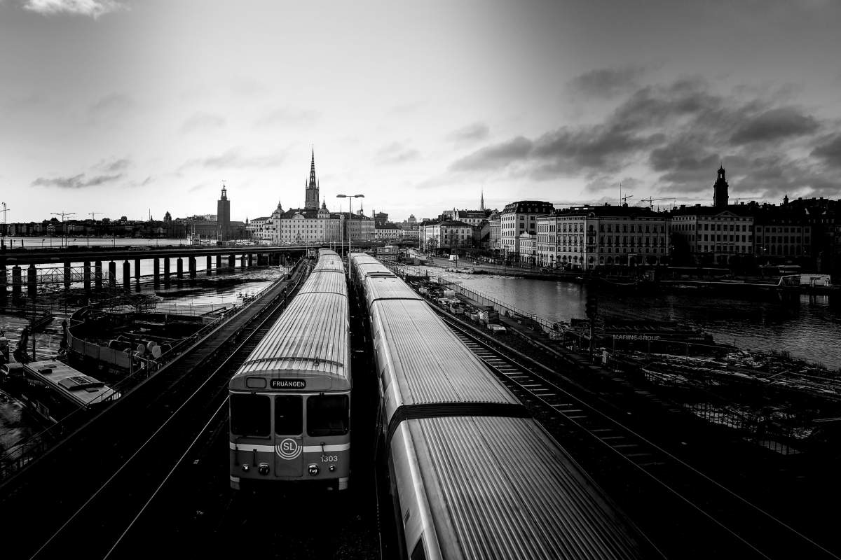 Circulația trenurilor, suspendată din cauza stării de urgență! Ce recomandă CFR Călători