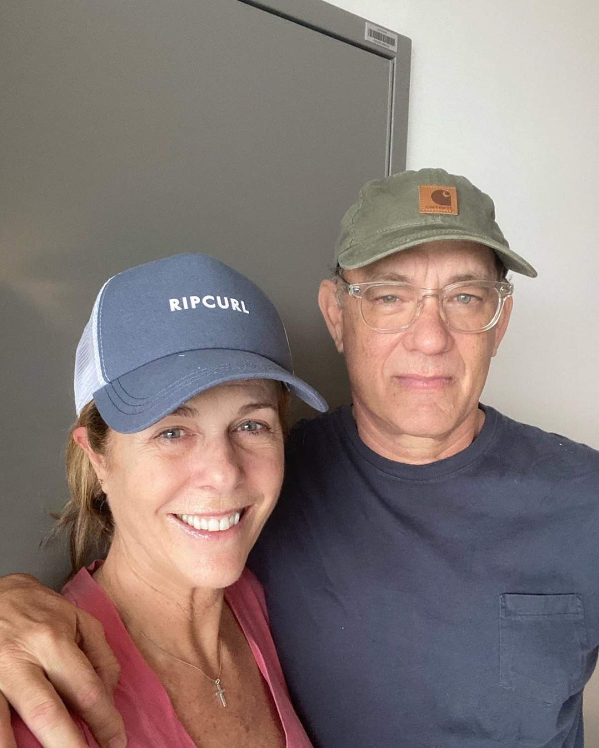 Tom Hanks și soția lui, Rita Wilson, externați. Care este starea lor, după ce au fost diagnosticați cu coronavirus