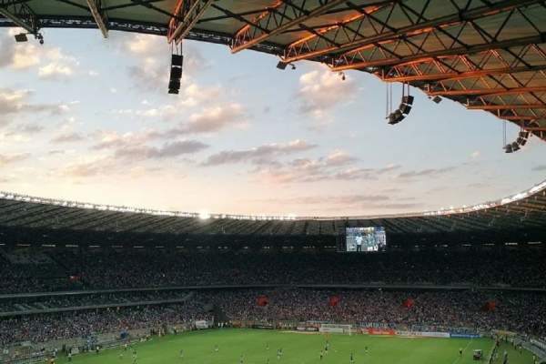 Premier League, măsuri radicale din cauza coronavirusului. Meciurile vor fi suspendate până pe 30 aprilie