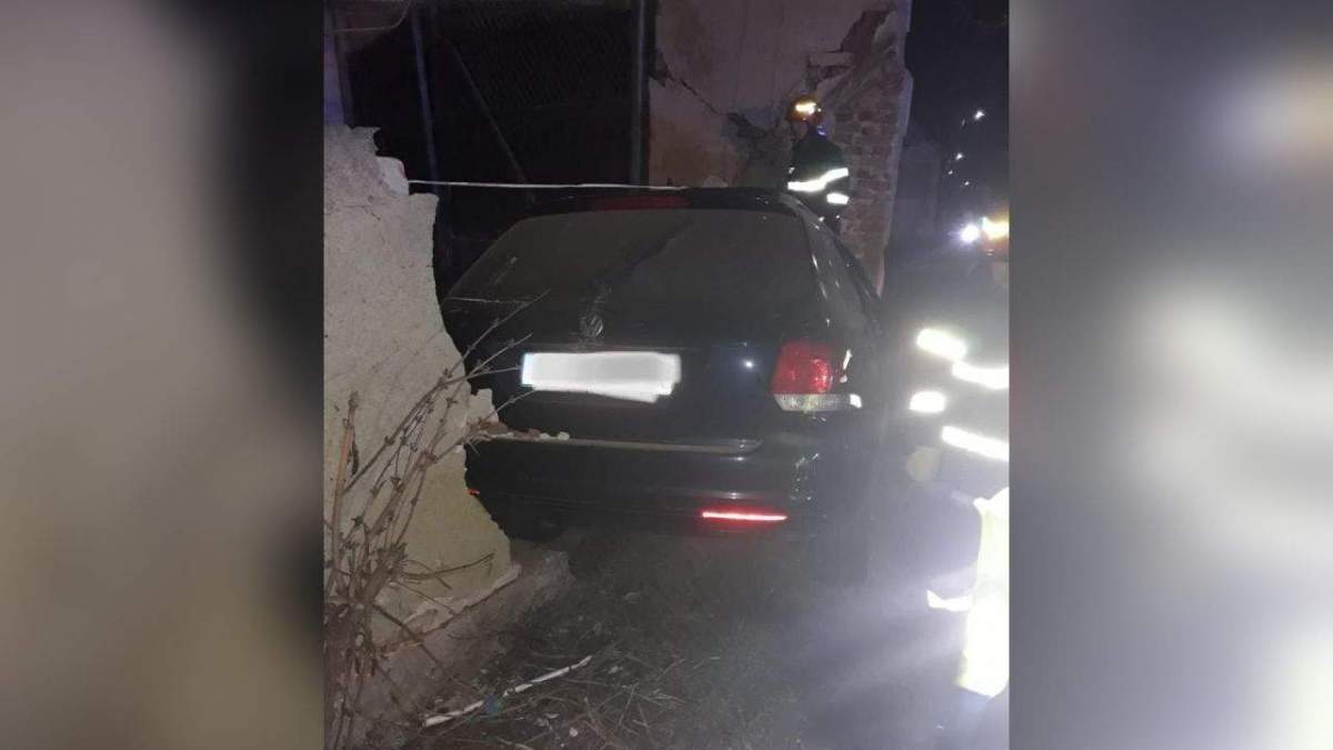 Accident grav în Brașov. Un tânăr de 21 de ani a murit în urma impactului