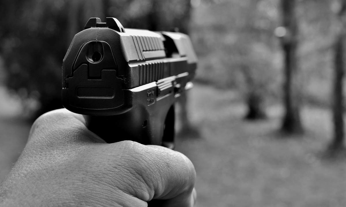 Sinucidere în Mehedinți! Un polițist de frontieră s-a împușcat în cap, cu arma din dotare