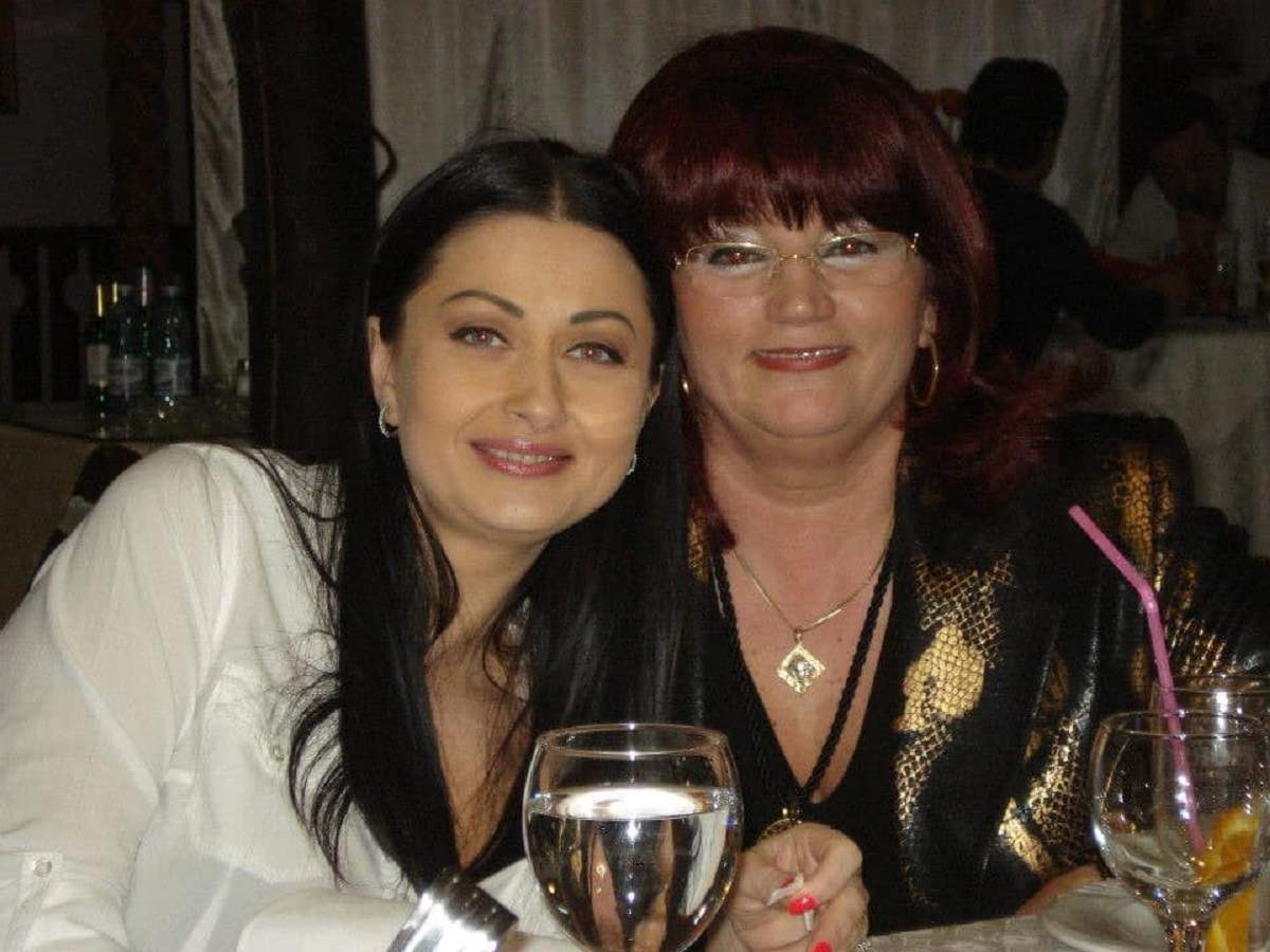Gabriela Cristea o serbează pe „mama ei adoptivă”, dar prin distanțare socială. Mesajul transmis de prezentatoare