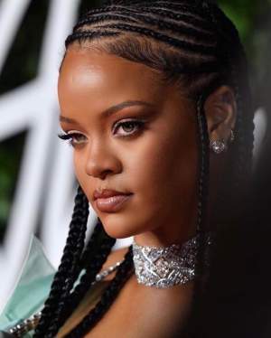 Rihanna a donat 5 milioane de dolari în contextul pandemiei cu coronavirus 