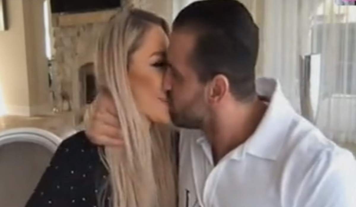 Bianca Drăgușanu și Alex Bodi, dulce împăcare. S-au sărutat în direct la televizor: ”Urmează să mă ceară din nou în căsătorie”