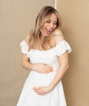 FOTO / Laura Cosoi, primele imagini cu burtica de gravidă. „Este miracolul pe care-l trăiesc zi de zi”