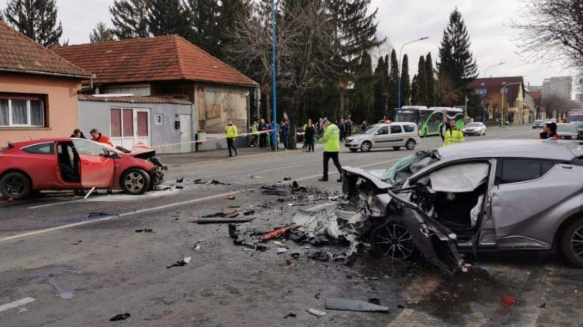 Accident mortal în Braşov. O tânără de 26 de ani a ajuns la spital cu coloana ruptă / FOTO