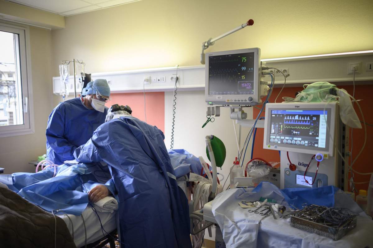 22 de cadre medicale de la Spitalul Județean Sibiu au fost infectate cu noul coronavirus