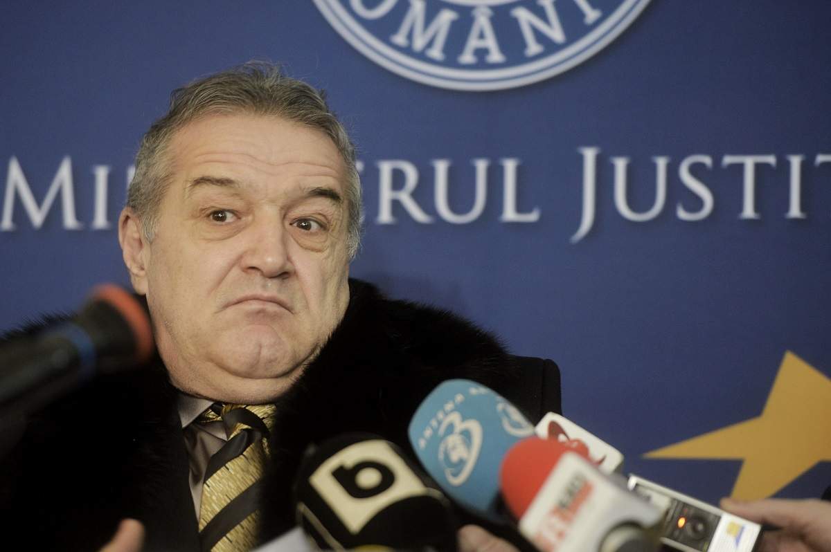 Gigi Becali, oprit de Poliție și prins fără declarația pe proprie răspundere: „Ce-i aia?”