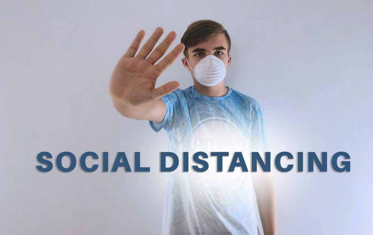 Cercetătorii americani: SUA ar putea prelungi distanțarea socială până în 2022