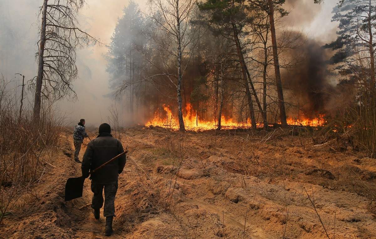 Presa rusă relatează că autoritățile ucrainene sunt depășite de situație! Focul mocnit din zona Cernobîl se extinde