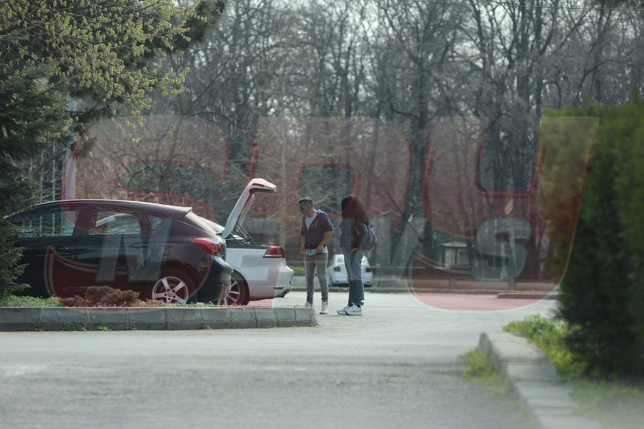 VIDEO PAPARAZZI / După ce a încălcat legea, Mihai Trăistariu s-a închinat de mama focului! Nu! Nu ca să-l apere de amendă, ci de coronavirus