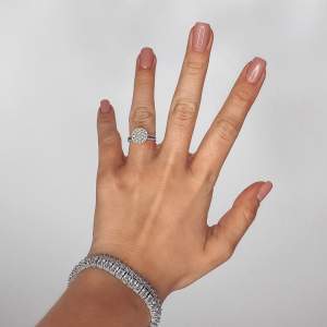 Așa arată inelul de logodnă al Ștefaniei! Speak a ales o bijuterie pe măsură / FOTO