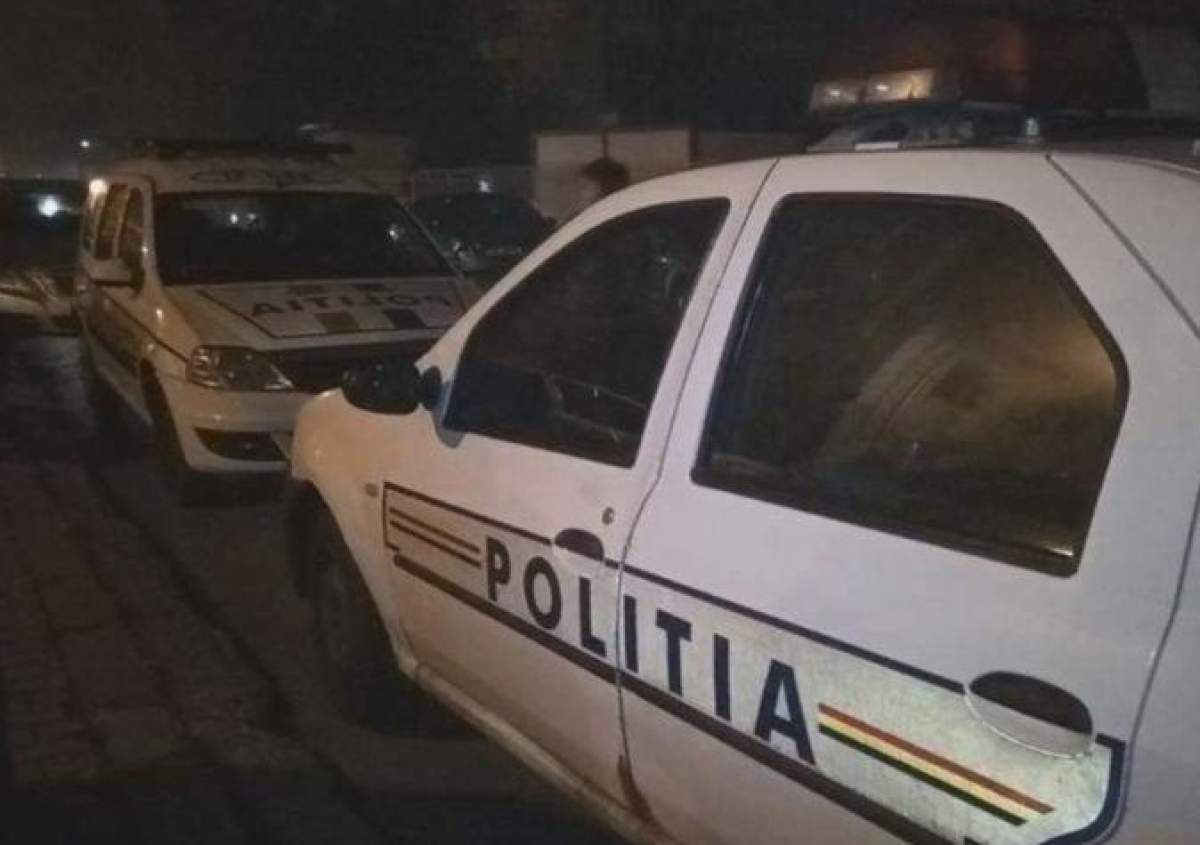 Polițiști atacați cu pietre în timp ce încercau să oprească o petrecere cu zeci de persoane