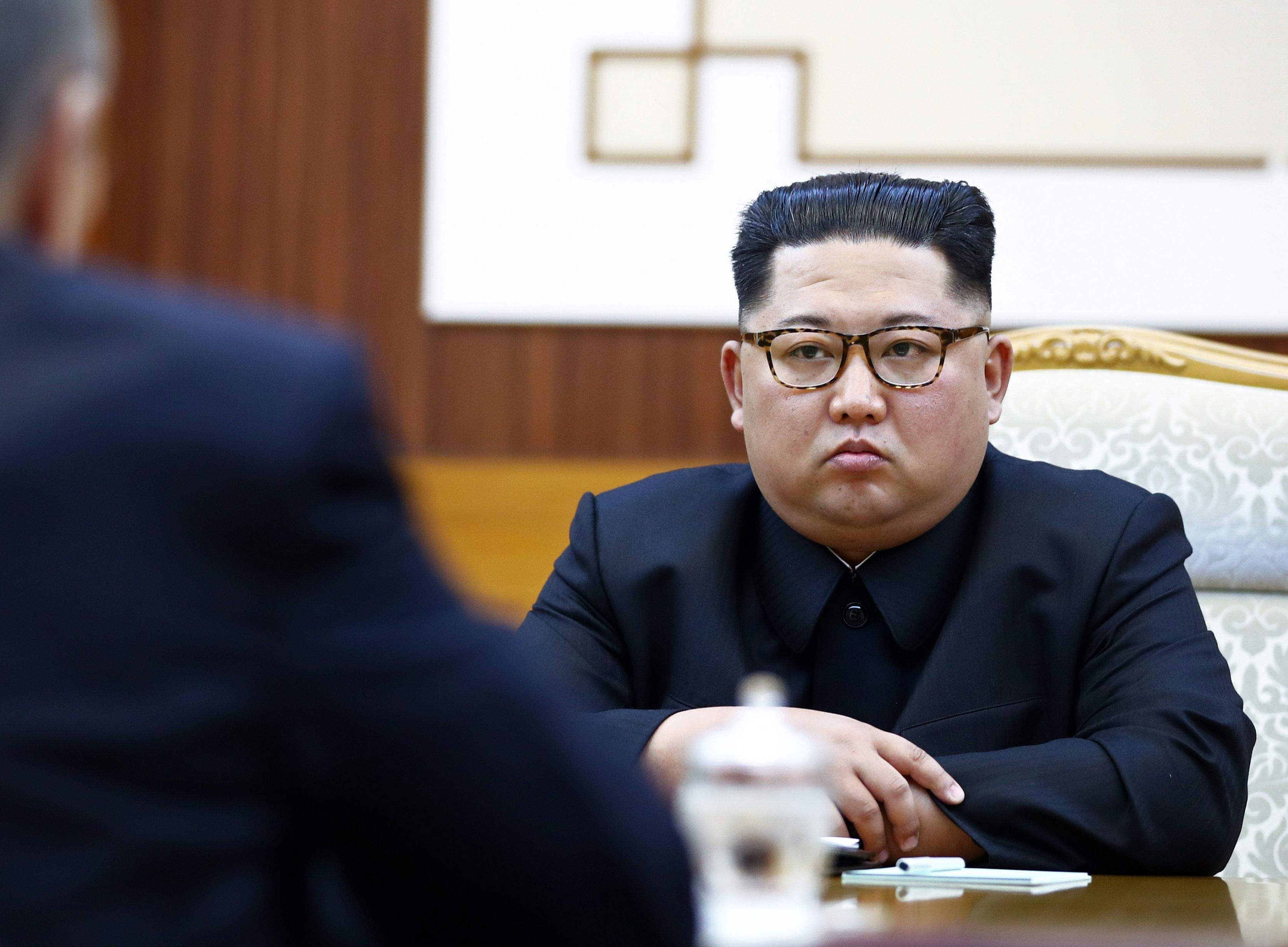 S-a izolat Kim Jong-un de teama coronavirusului? Oficiali coreeni și americani, după știrile false despre dictator: 
