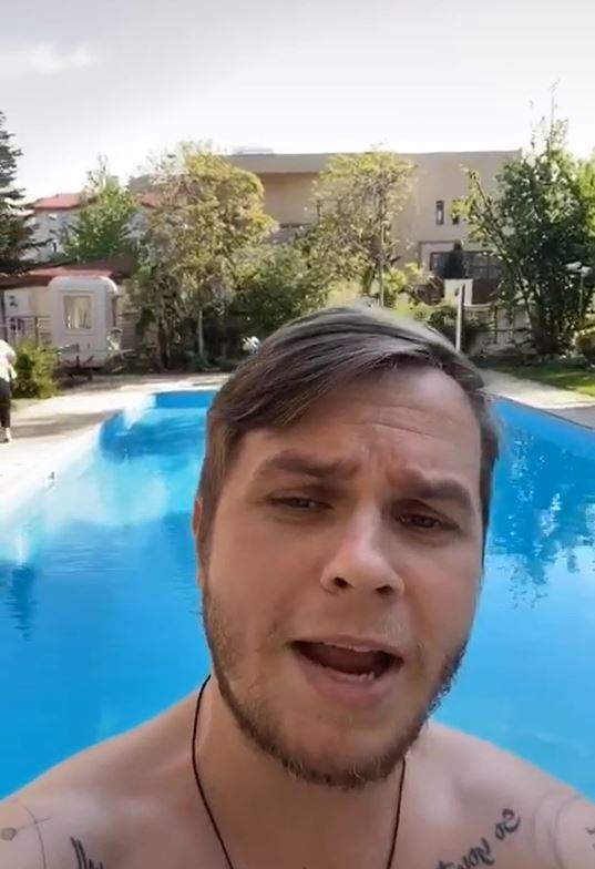 FOTO / Codin Maticiuc îi declară "război" lui Dorian Popa! Cine are cea mai mare și frumoasă piscină din țară