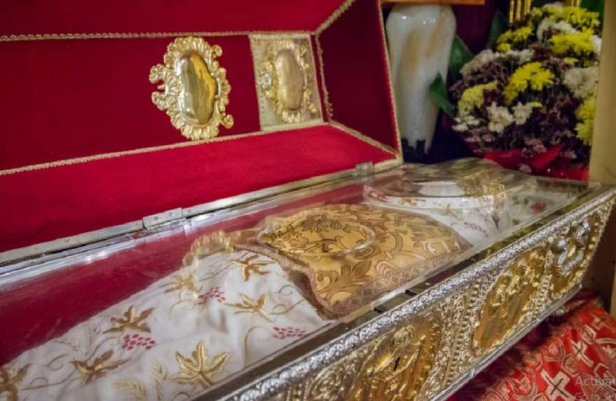După 73 de ani, Moaștele Sfintei Cuvioase Parascheva au ieșit din Iași! Este pentru a treia oară în istorie