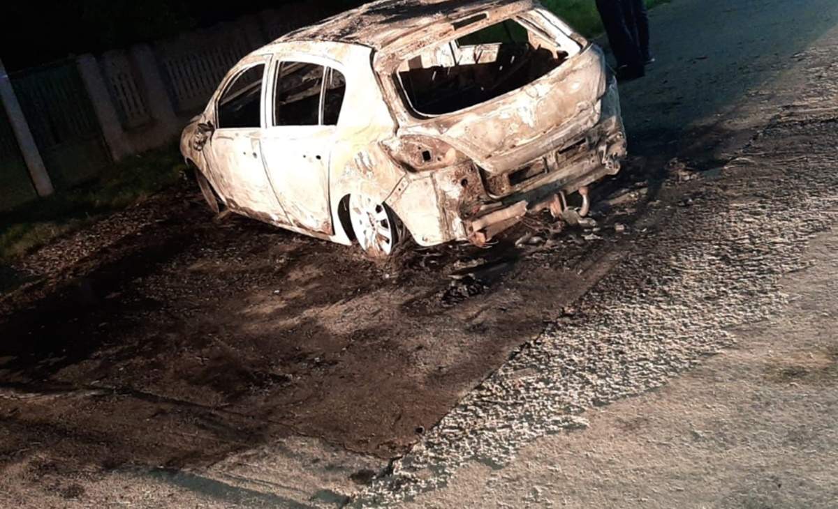 Accident rutier cumplit în Olt. Un tânăr fără permis a murit pe loc, după ce mașina pe care o conducea ilegal s-a izbit într-un cap de pod