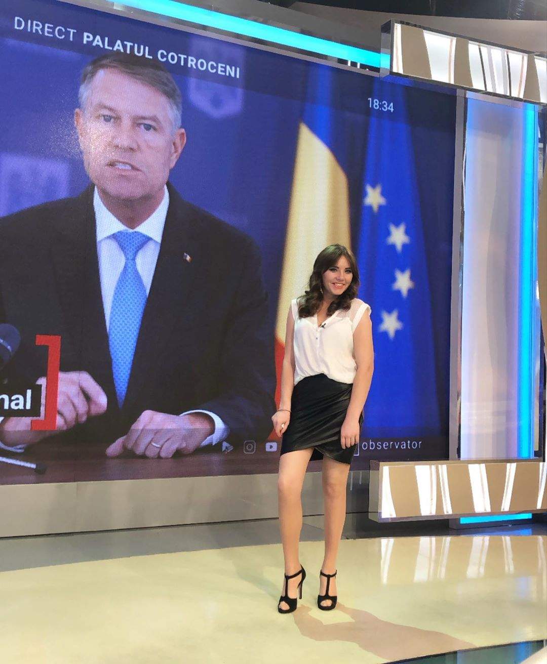 Vulpița cea virală a devenit Vulpița cea... prezidențială! Poza Veronicăi alături de Iohannis a stârnit furori / FOTO