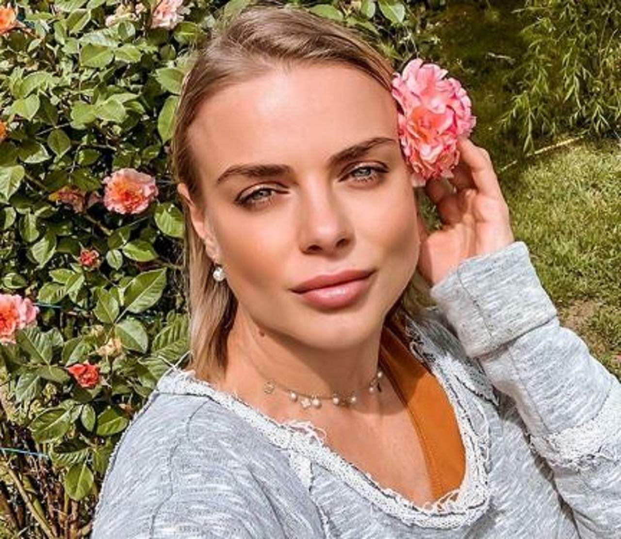 Nici bine nu a ieșit din izolare, că Jojo a și ajuns la medic! Ce s-a întâmplat cu artista. „Primul om pe care l-am văzut după perioada în care am stat acasă”