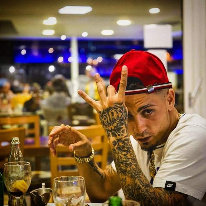 Un cunoscut rapper a fost găsit mort, în tufișuri, după ce a dispărut în urmă două luni! Tânărul a fost răpit de trei indivizi înarmați