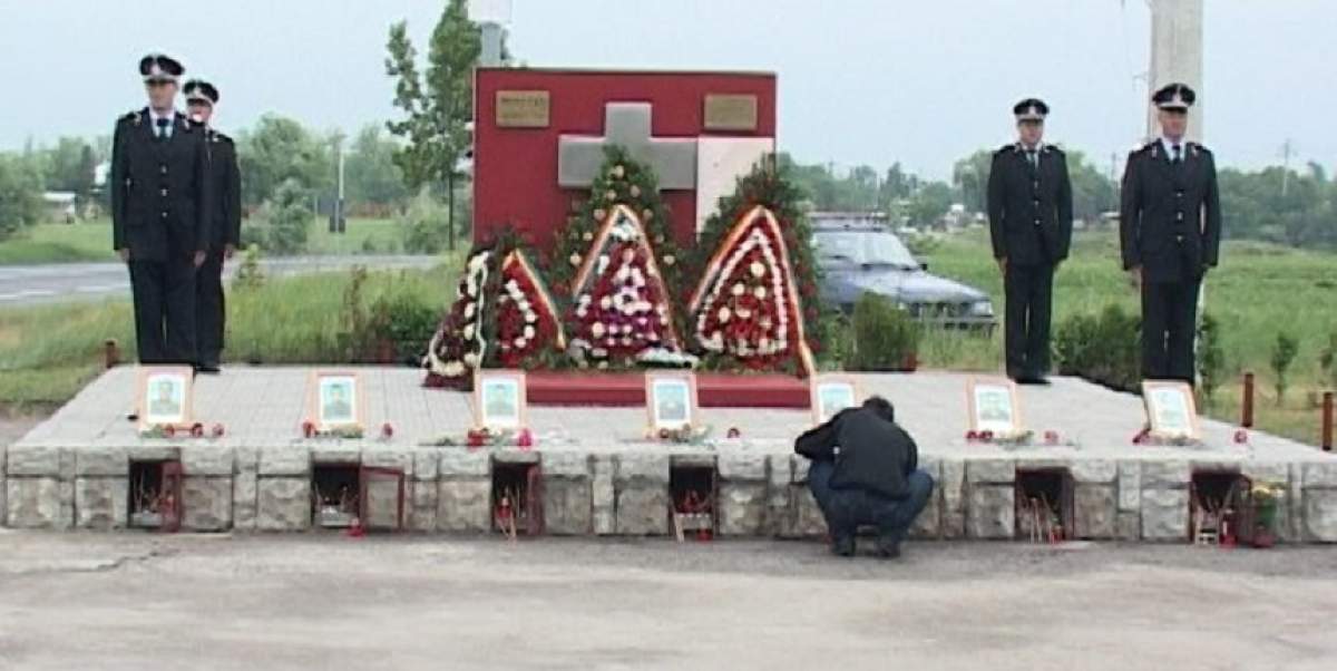 16 ani de la tragedia de la Mihailești, în care 18 oameni și-au pierdut viața din cauza unei explozii devastatoare!