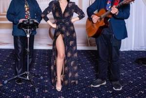 O cântăreață celebră din România a ajuns femeie de serviciu din cauza pandemiei de coronavirus! Artista este în pragul disperării! „Sunt praf emoţional”