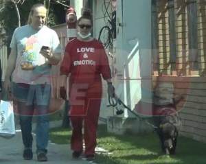 VIDEO PAPARAZZI / La cumpărături se iese doar în trei! Familia lui Vali Crăciunescu s-a mărit! Imagini de-a dreptul înduioșătoare