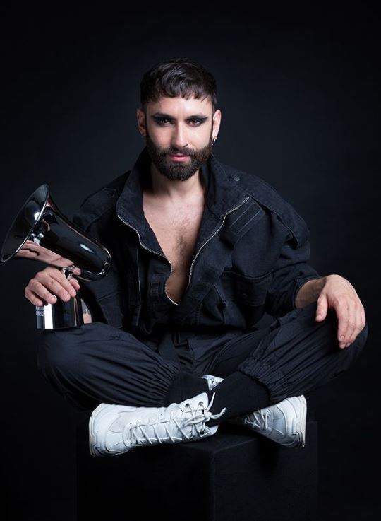 FOTO / Conchita Wurst, schimbare radicală de look! Cum arată acum câștigătorul Eurovision! Nici nu-ți dai seama că e el