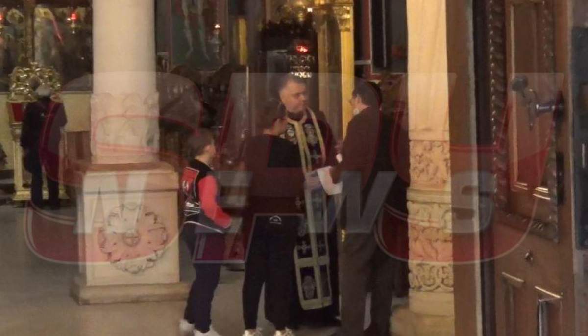 VIDEO PAPARAZZI / Sicriul cu trupul neînsuflețit al lui Costin Mărculescu a ajuns la biserică! Familia și apropiații, la căpătâiul actorului 