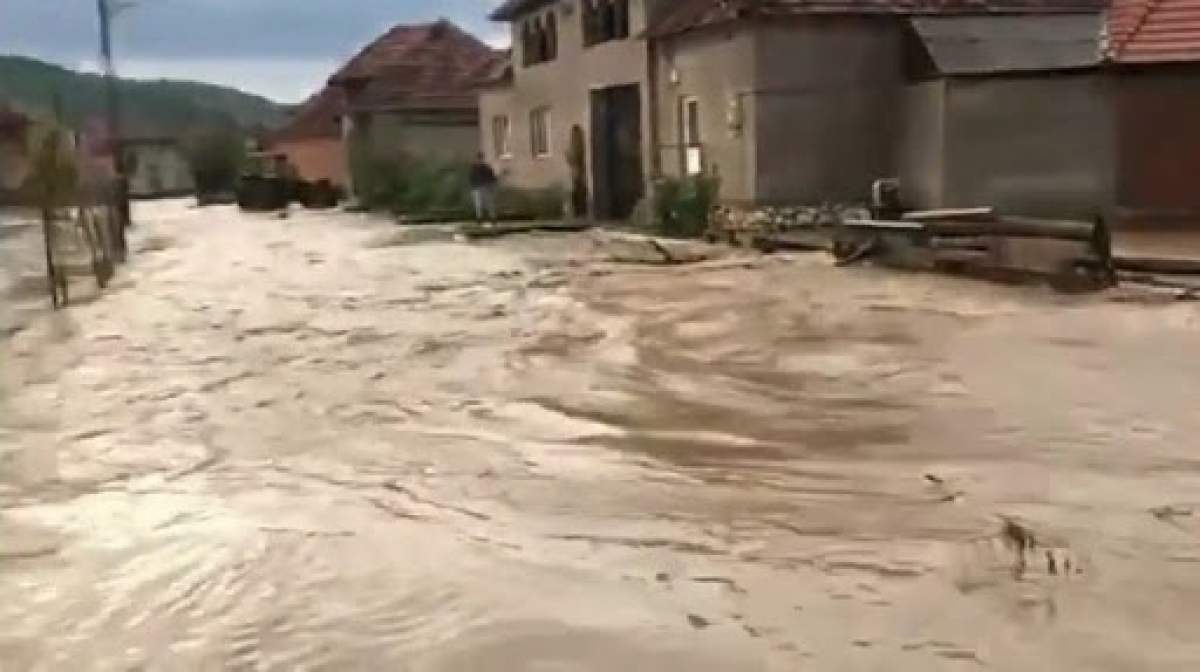 Copilul din Bihor luat de viitură a fost găsit fără viață. Părinții sunt în stare de șoc!