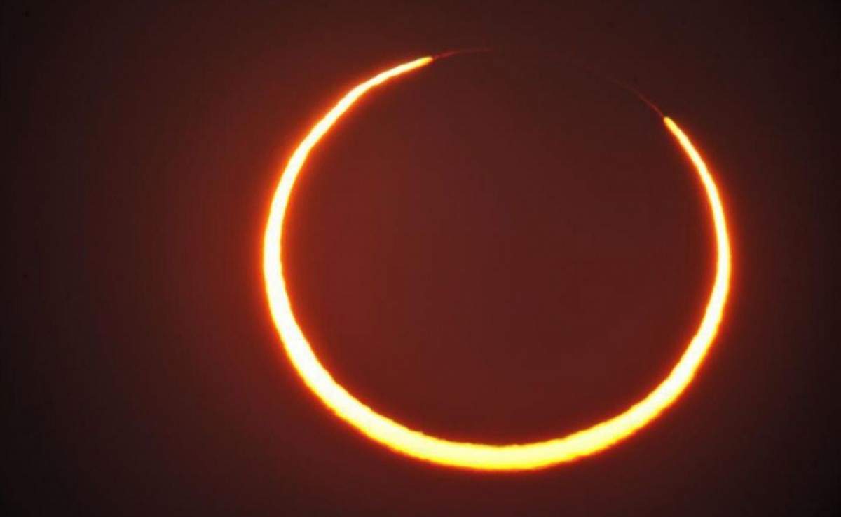 Eclipsă de Soare, în această dimineață! Fenomenul astronomic a putut fi observat și în România