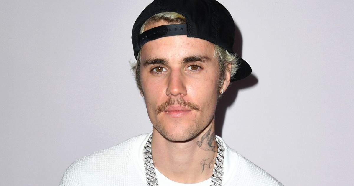 Justin Bieber a fost acuzat de viol! Victima a povestit totul cu lux de amănunte: ”Nu mai puteam respira. M-a forţat”