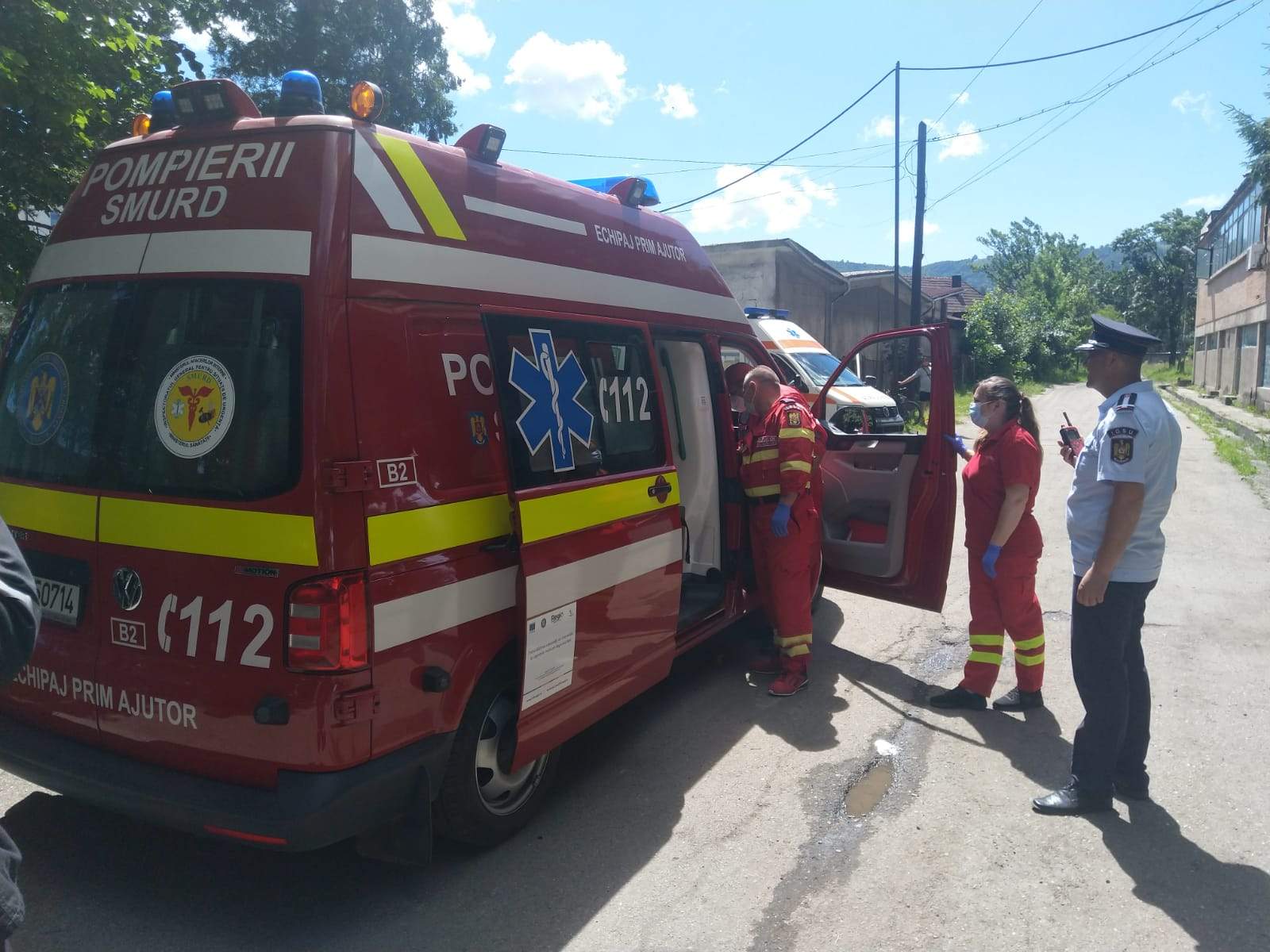 UPDATE / 15 persoane aflate în Mina Livezeni din Hunedoara, transportate la spital! Planul roșu a fost dezactivat!