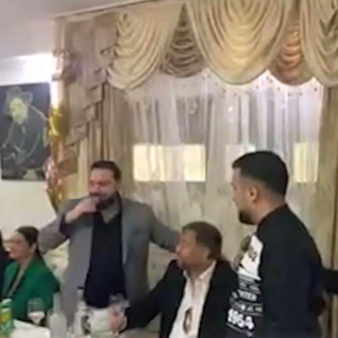 Tzancă Uraganu și-a botezat fetița! Nașii, Florin Salam și Roxana Dobre. Imagini uimitoare de la cea mai fastuoasă petrecere a anului / VIDEO