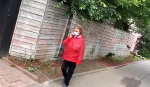 VIDEO PAPARAZZI / Stil de viață sănătos, dar masca nu mai dau jos! Irina Loghin se protejează, chiar și când nu e necesar!