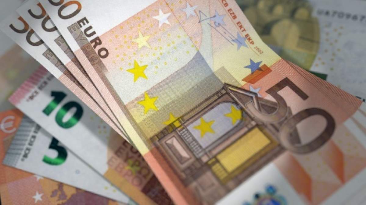 Curs valutar luni, 8 iunie. Cât valorează 1 euro la început de săptămână