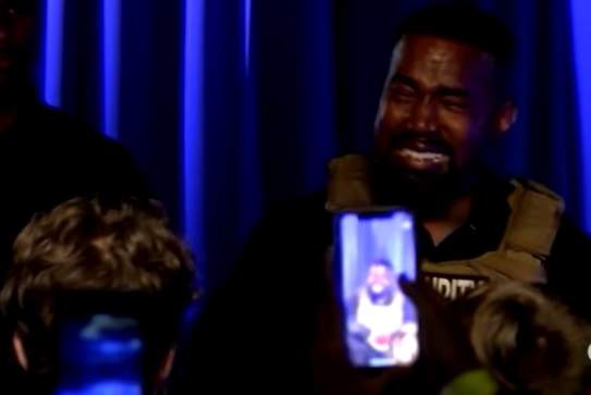 Kanye West a început să plângă pe internet: ”Aproape că mi-am ucis fiica”