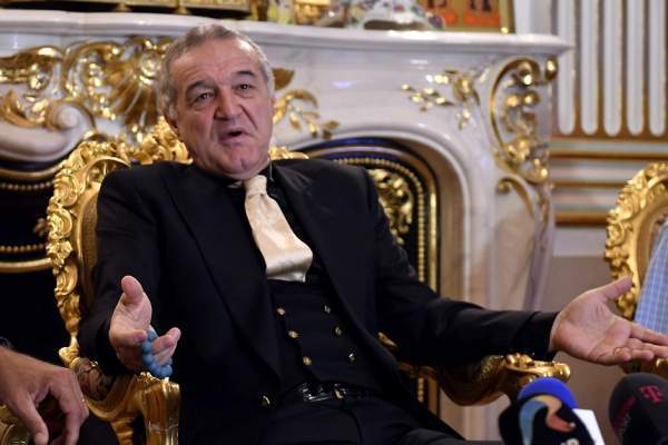 Gigi Becali a răbufnit din nou! Explicația latifundiarului despre purtarea măștilor de protecție de către preoți. „Păi Dumnezeu l-a făcut pe om cu mască?”