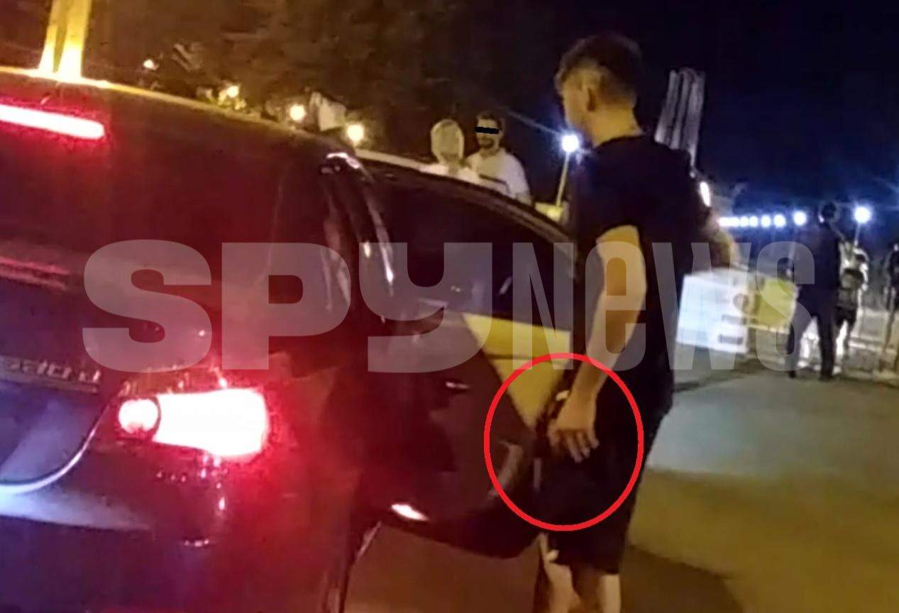 VIDEO / Scandal cu arme între interlopi, printre copiii din parc / Imagini exclusive