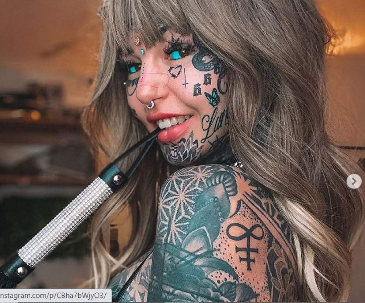 Averea uriașă cheltuită de „fata dragon” pe schimbările bizare de look. Are peste 600 de tatuaje / FOTO