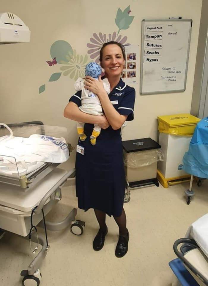 O româncă a ajuns simbol național în Marea Britanie, după eforturile depuse în timpul pandemiei de coronavirus / FOTO