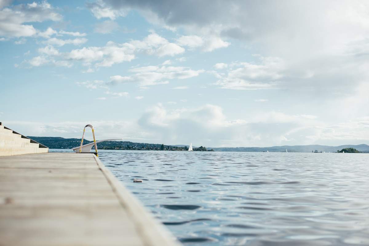 Ce reguli trebuie să respecți la piscină în acest an! Vei fi supravegheat tot timpul!