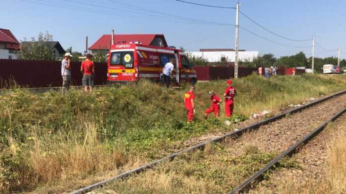 Copil de 11 ani, ucis de tren într-o comună din Botoșani. Minorul traversa calea ferată cu o roabă. Imagini șocante / VIDEO